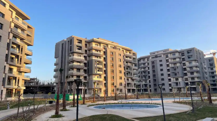 كمبوند بلو فيرت العاصمة الادارية الجديدة