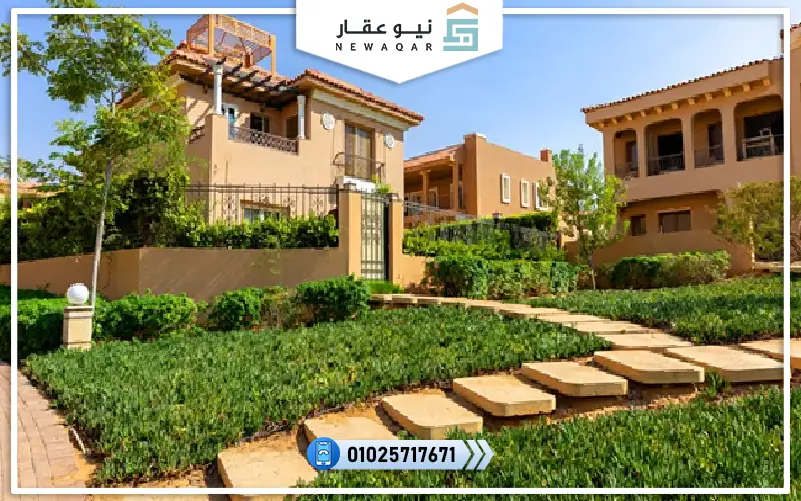 تاون هاوس للبيع ارض 505م فيو كلوب هاوس Hyde Park New Cairo 