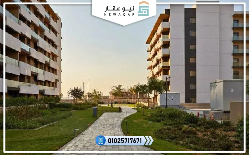 شقة للبيع235م متشطبة كمبوند البروج مدينة الشروق فيو لاندسكيب