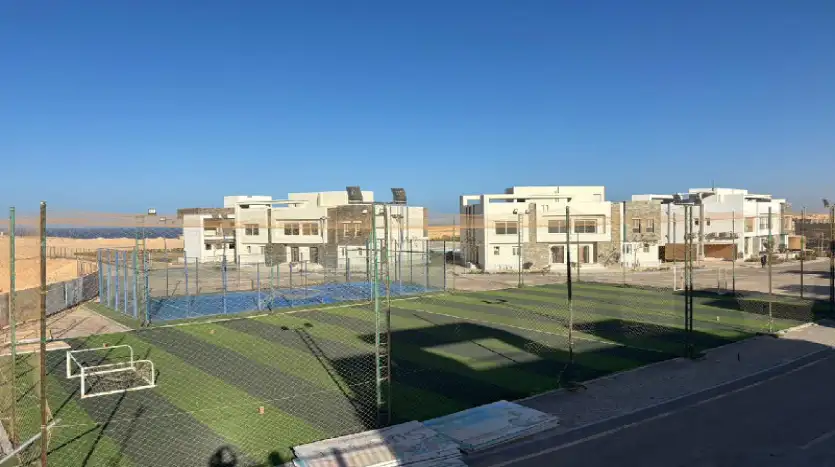 توين هاوس 220متر للبيع فيو بحر