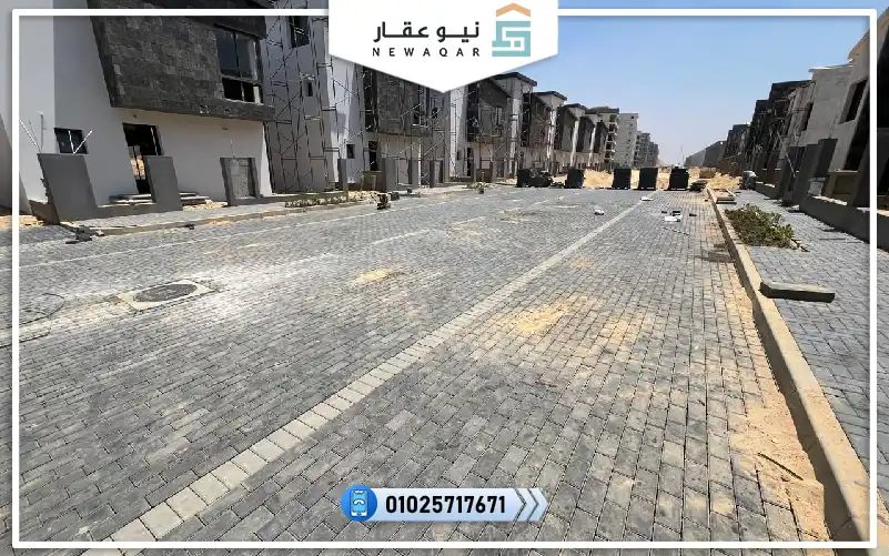 تاون هاوس للبيع 210م بفيو لاندسكيب كمبوند كريك تاون الكازار