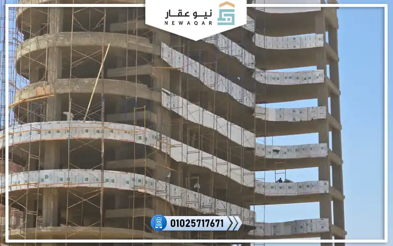 محل تجاري للبيع 26م كواترو مول العاصمة الادارية 30%خصم