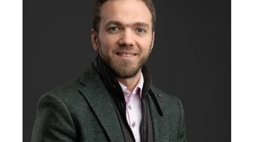 من هو كريم الريدي؟ صاحب مشروع ازار