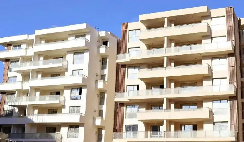 جاردن فيلا للبيع 143م بحديقة 55م بفيو لاجون