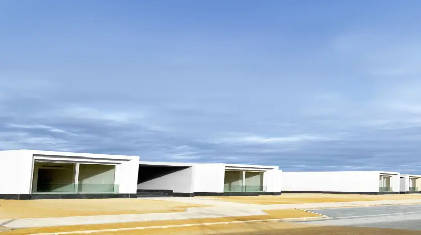 شاليه للبيع 90م تشطيب كامل بالفرش