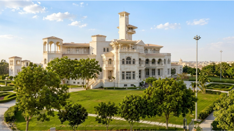 هل يستحق كمبوند Regent Signature 6 October الاستثمار؟