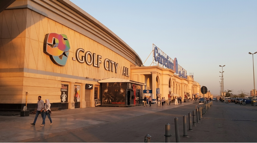 مواصفات وأسعار كمبوند Golf City العبور